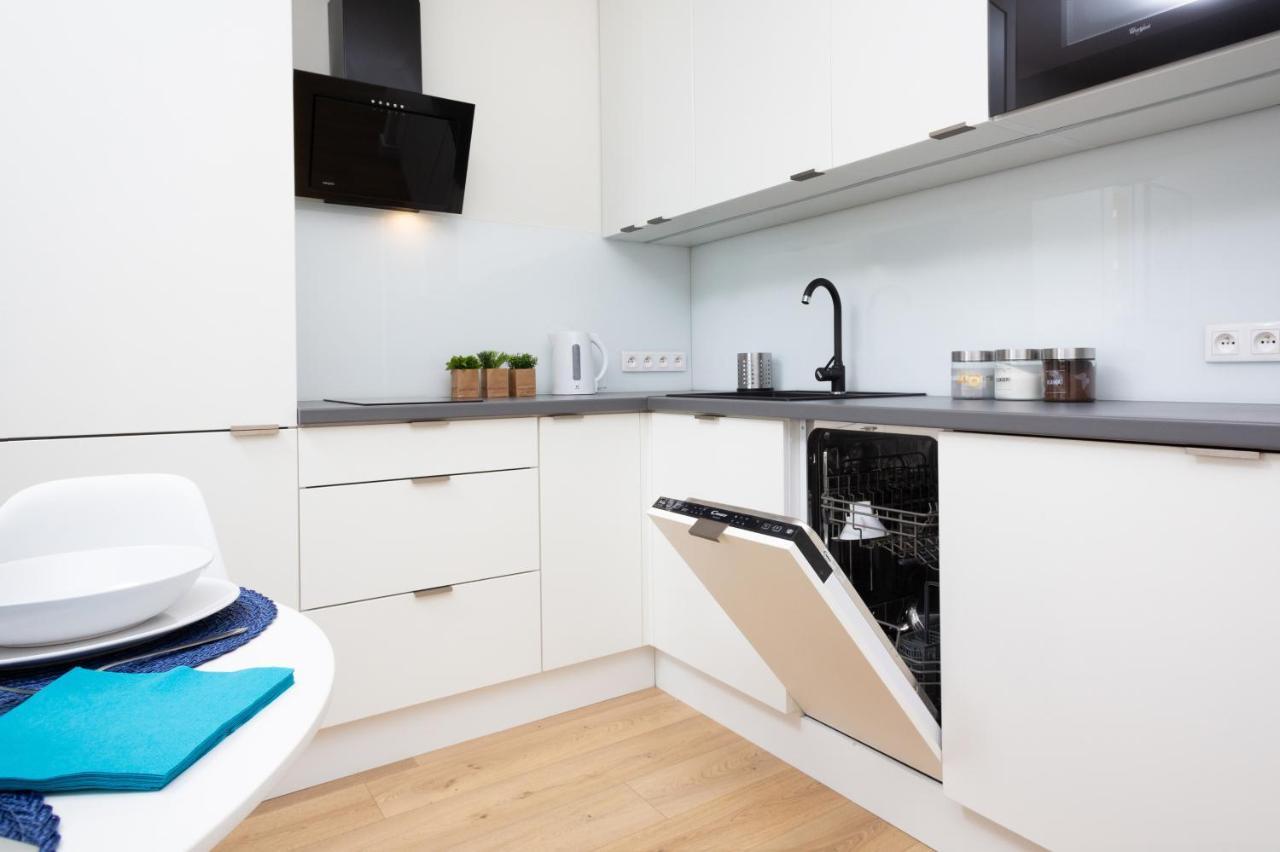 Family City Center By Renters Prestige Apartment